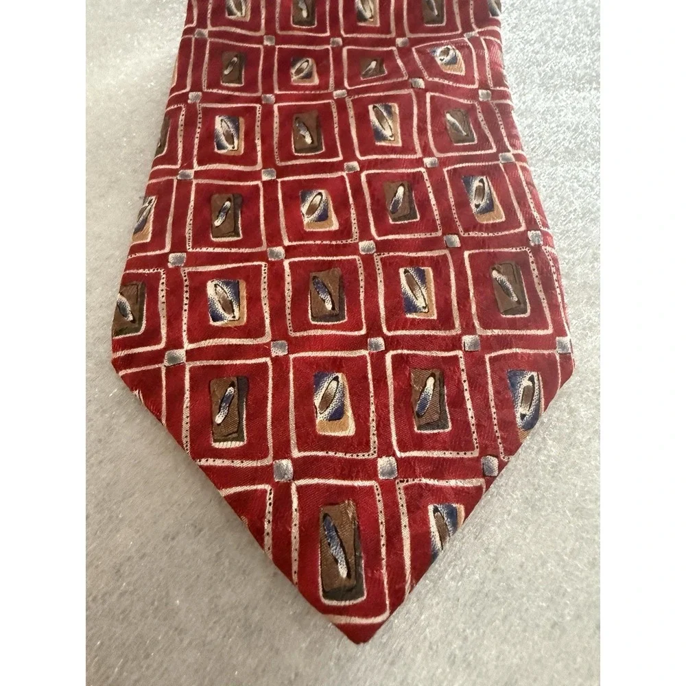 Robert Talbott Hand Sewn And Printed Silk‎ USA Space Pattern Geometric Red Tie